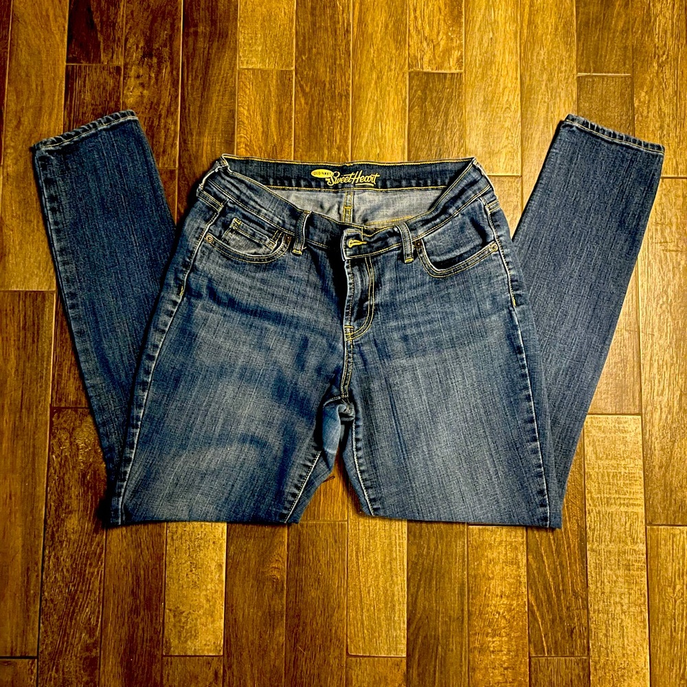 Old Navy sweetheart jeans